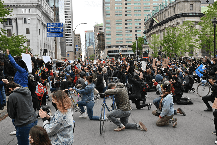 Place du Canada de Montreal el 31 de mayo de 2020 Imagen-AFP | Desmiento es un portal de noticias sobre actualidad política, económica y social argentina, de la Provincia de Buenos Aires y sus municipios.