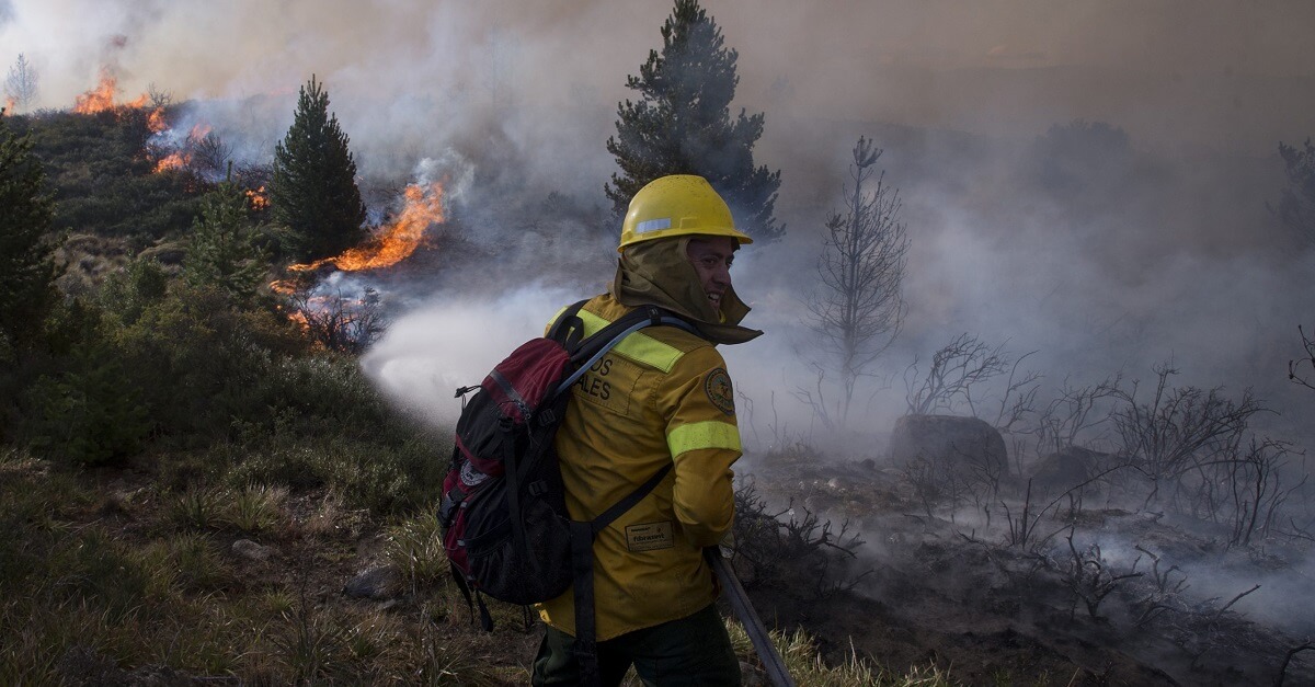 http://Incendios%20Forestales%20|%20Desmiento%20es%20un%20portal%20de%20noticias%20sobre%20actualidad%20política,%20económica%20y%20social%20argentina,%20de%20la%20Provincia%20de%20Buenos%20Aires%20y%20sus%20municipios.%20Con%20un%20segmento%20dedicado%20exclusivamente%20a%20combatir%20las%20fake%20news%20y%20la%20desinformación.