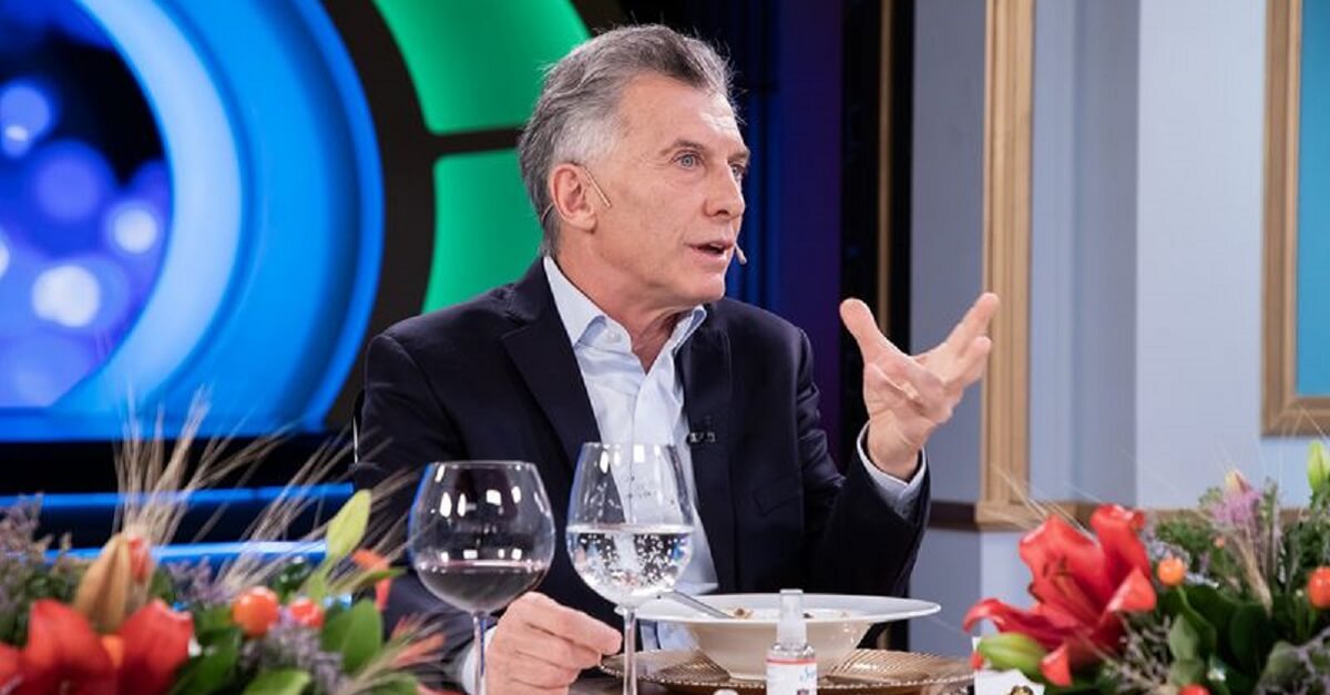 http://Mauricio%20Macri%20con%20Juana%20Viale%20|%20Desmiento%20es%20un%20portal%20de%20noticias%20sobre%20actualidad%20política,%20económica%20y%20social%20argentina,%20de%20la%20Provincia%20de%20Buenos%20Aires%20y%20sus%20municipios.%20Con%20un%20segmento%20dedicado%20exclusivamente%20a%20combatir%20las%20fake%20news%20y%20la%20desinformación.